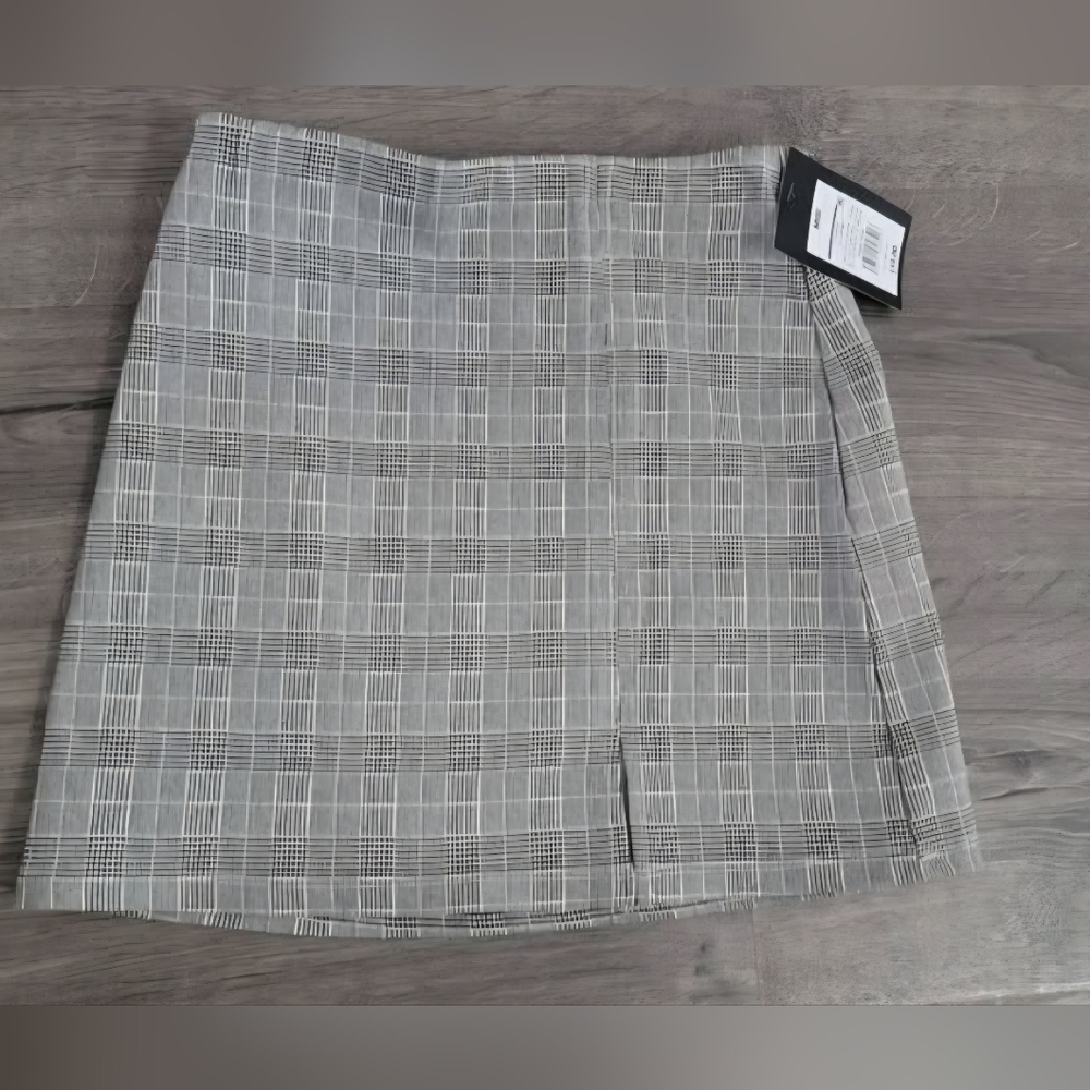 Art Class Girls Plaid Skirt Size M(8) NWT